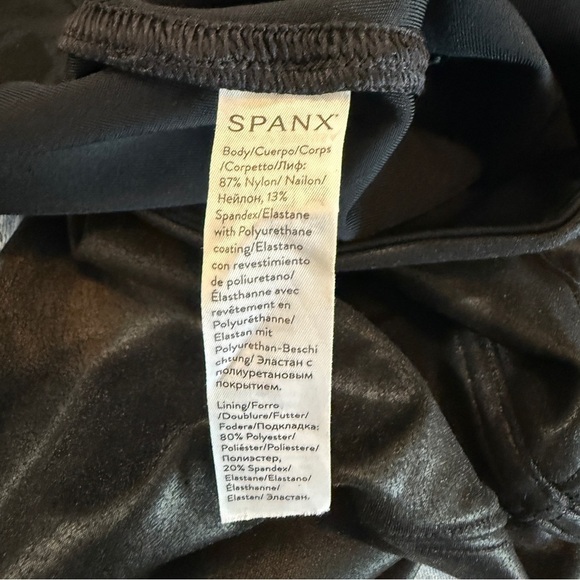 ✨ Spanx Faux Leather Leggings – Size Large ✨ - Picture 3 of 6